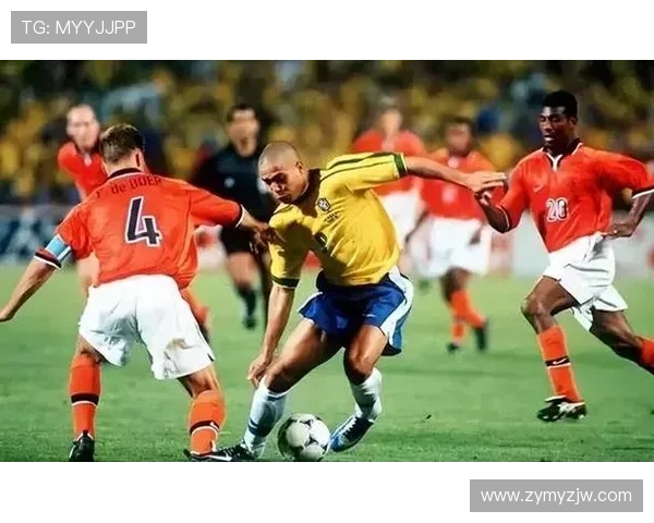 足球明星们的搞笑瞬间大揭秘动画视频带你领略他们的另类风采 足球明星们的搞笑瞬间大揭秘动画视频带你领略他们的另类风采