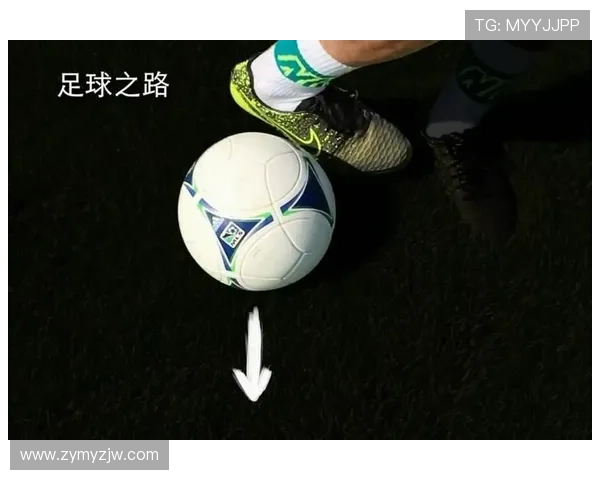 足球明星的日常训练内容揭秘与提升技巧的科学方法 足球明星的日常训练内容揭秘与提升技巧的科学方法